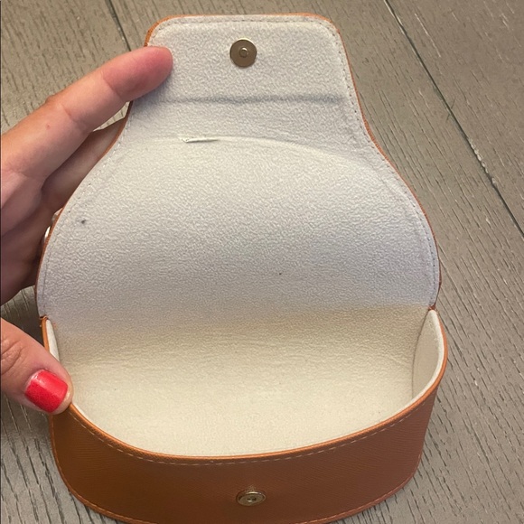 Tory Burch Sunglasses - Picture 6 of 8